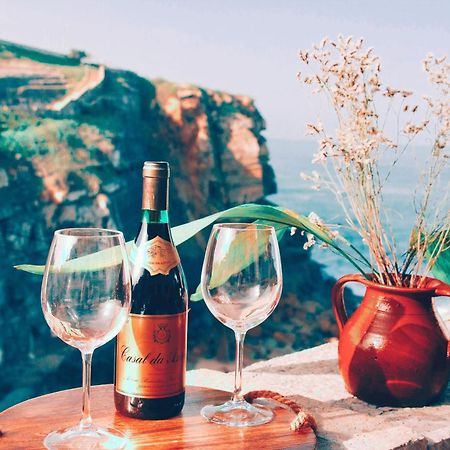Um Lugar Ao Sol Beach House Azenhas Do Mar シントラ エクステリア 写真