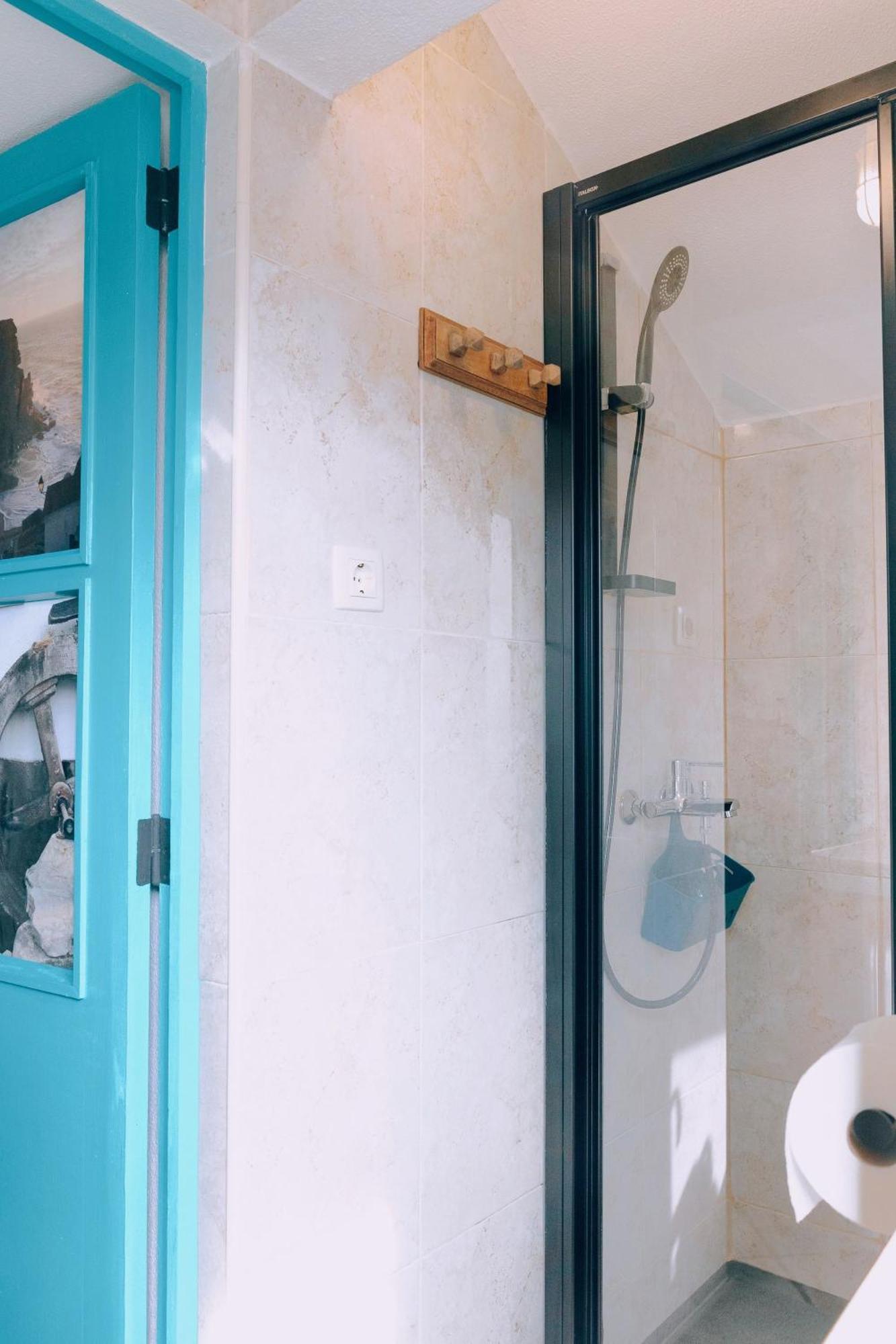 Um Lugar Ao Sol Beach House Azenhas Do Mar シントラ エクステリア 写真